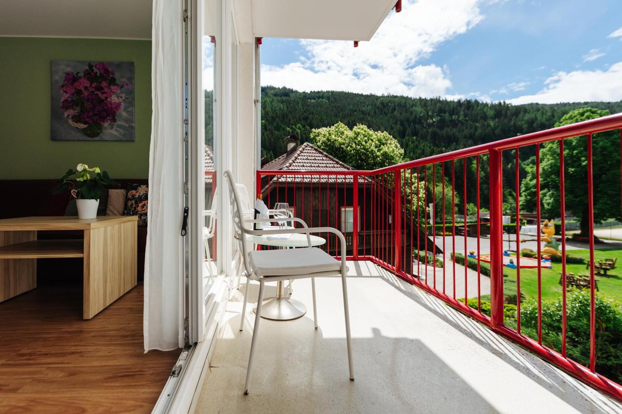 Trebesingerhof Hotel Exterior photo